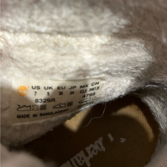 Timberland Wheat Nubuck Lace-Up Boots - Picture 9 of 9